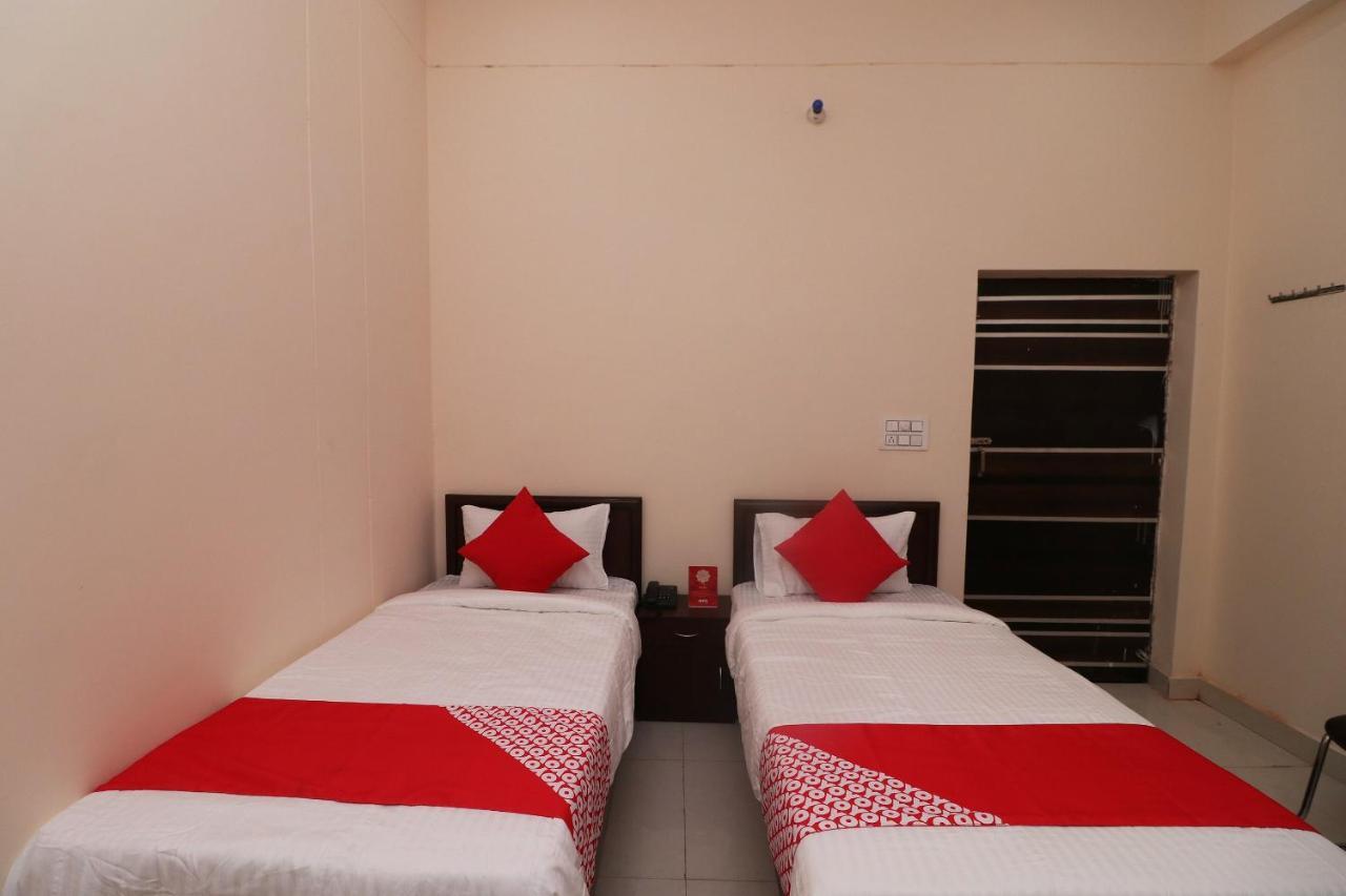 Oyo Flagship 27941 Sangam Darshan Prayagraj Exterior foto