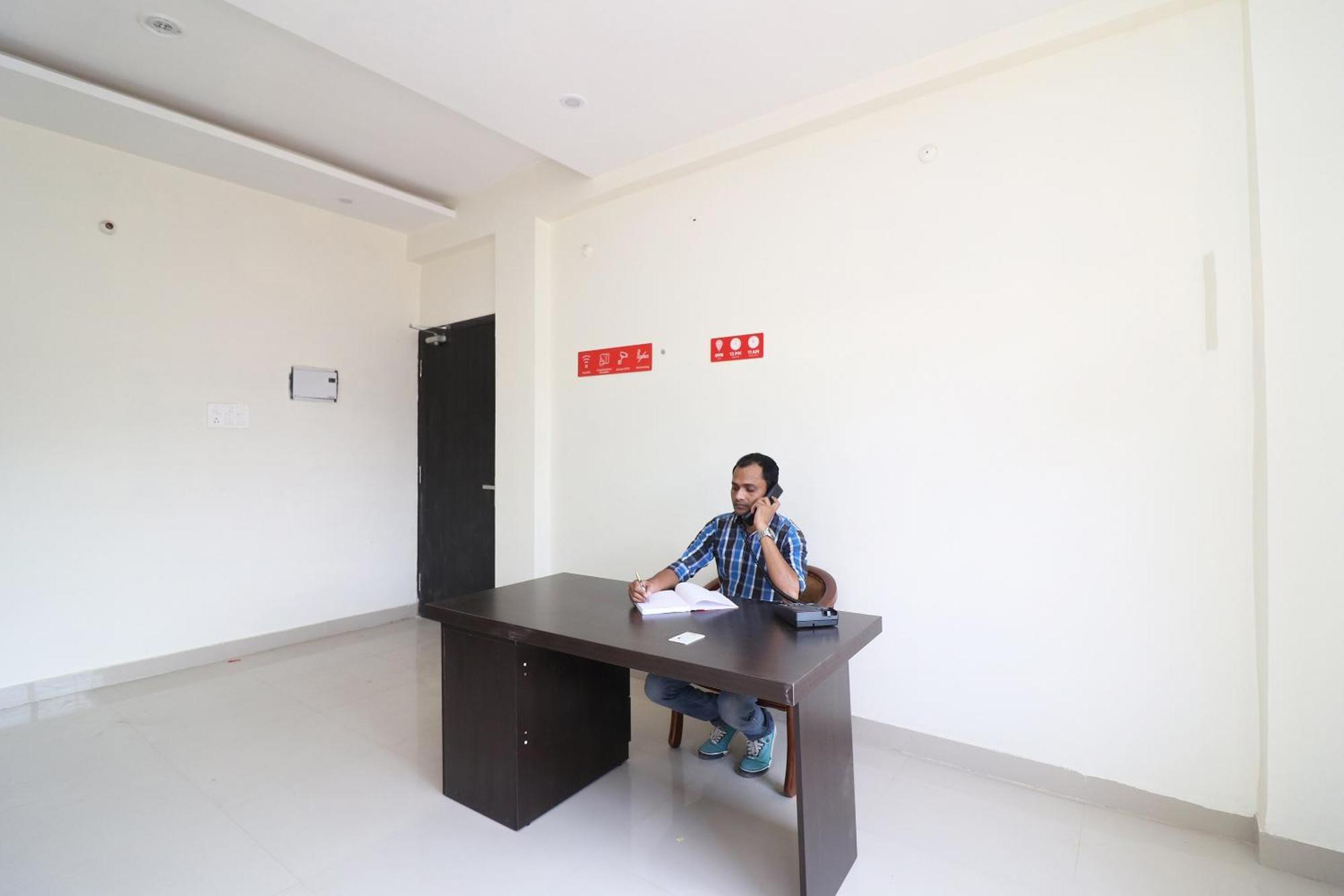 Oyo Flagship 27941 Sangam Darshan Prayagraj Exterior foto