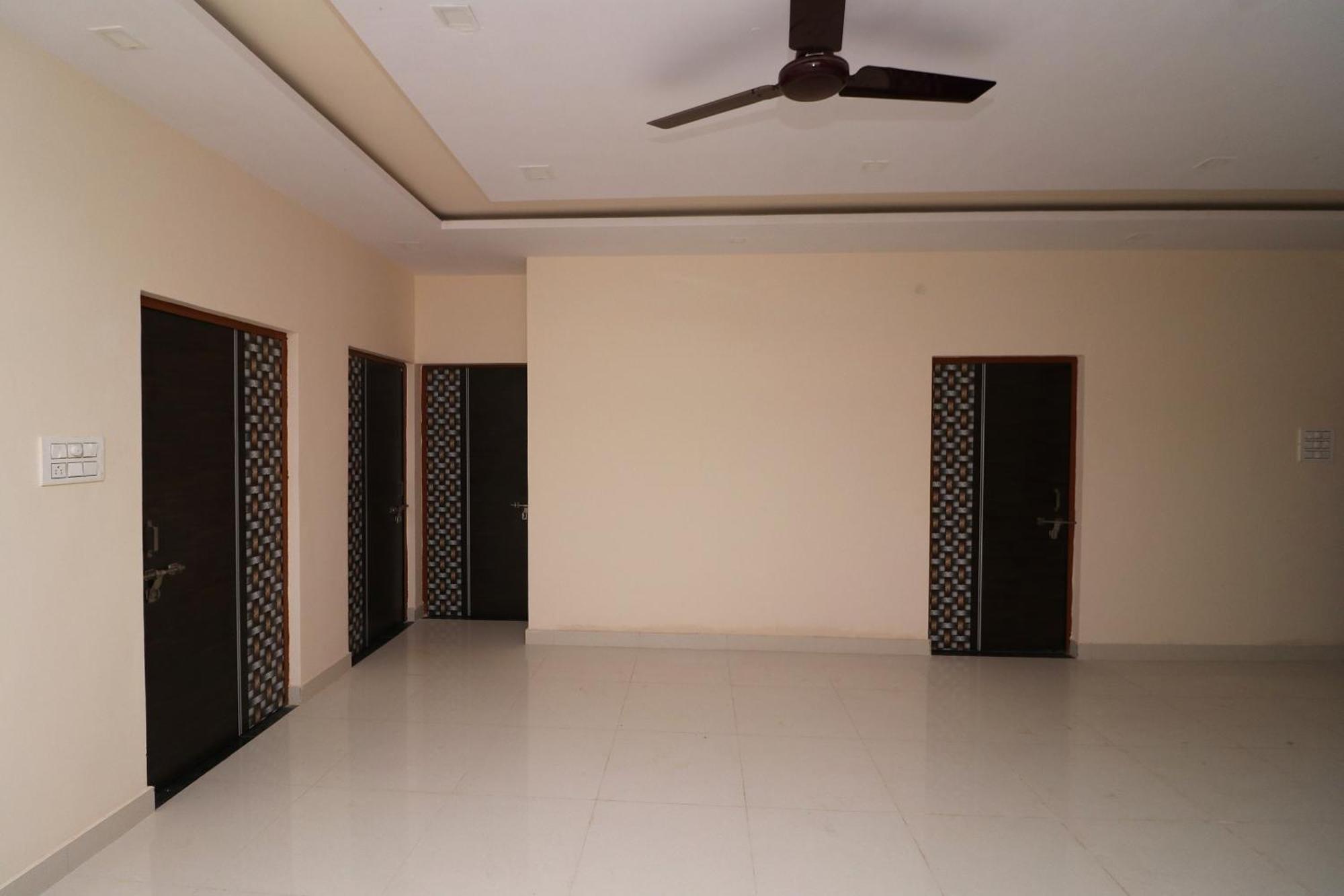 Oyo Flagship 27941 Sangam Darshan Prayagraj Exterior foto